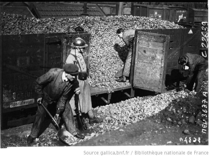 chargement-charbon-a-essen-1923-meurisse.jpg